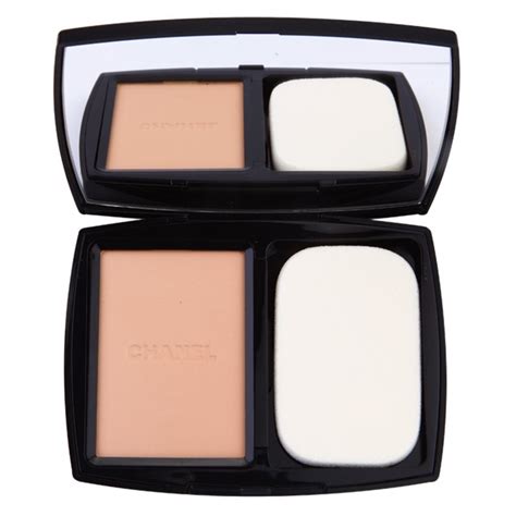 chanel vitalumiere compact douceur 32 beige rose|Chanel vitalumiere aqua foundation kicks.